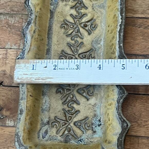 Decorative Pottery Tray 10.5" Engraved Designs Weathered Antique Finish - Picture 7 of 10